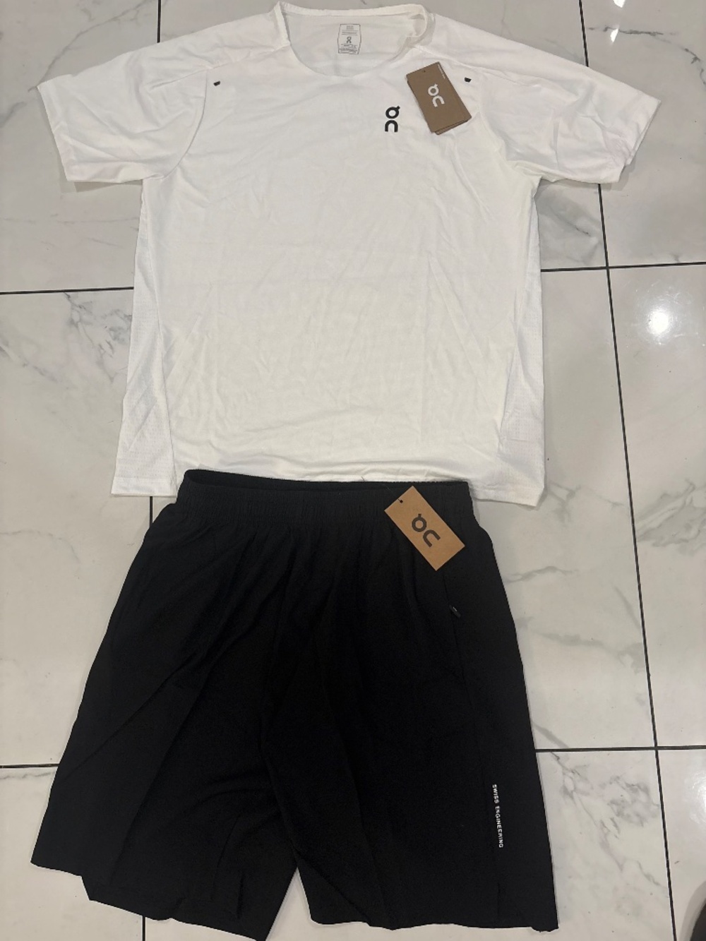 Men Oncloud shirt and shorts set